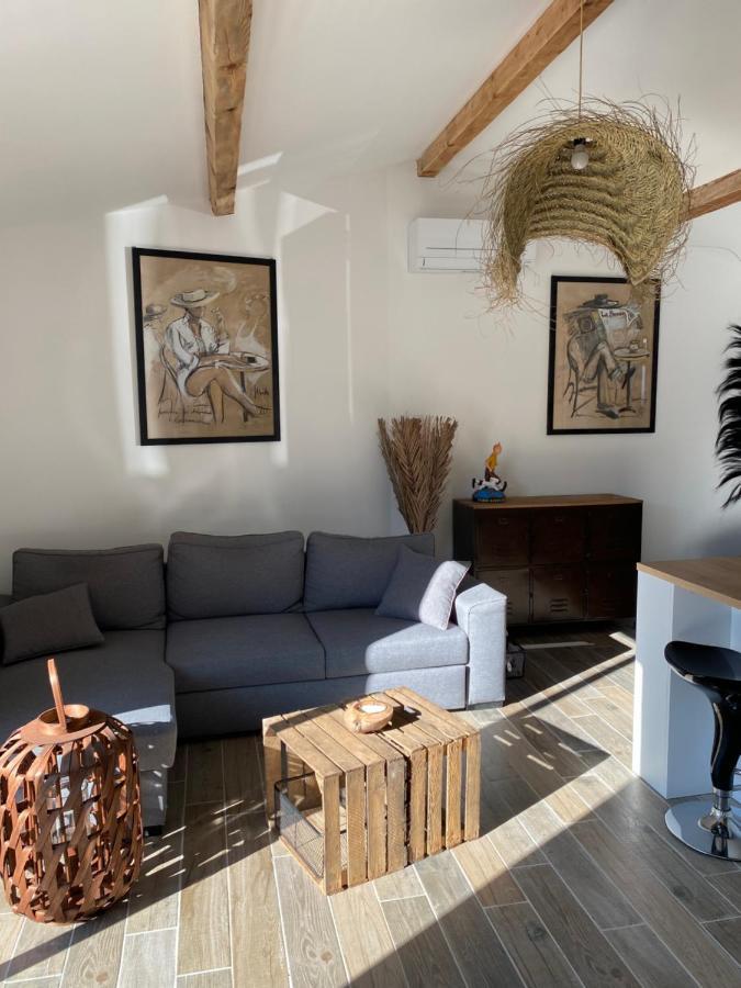 Petit Nid Douillet En Luberon Avec Spa Ansouis Exterior photo